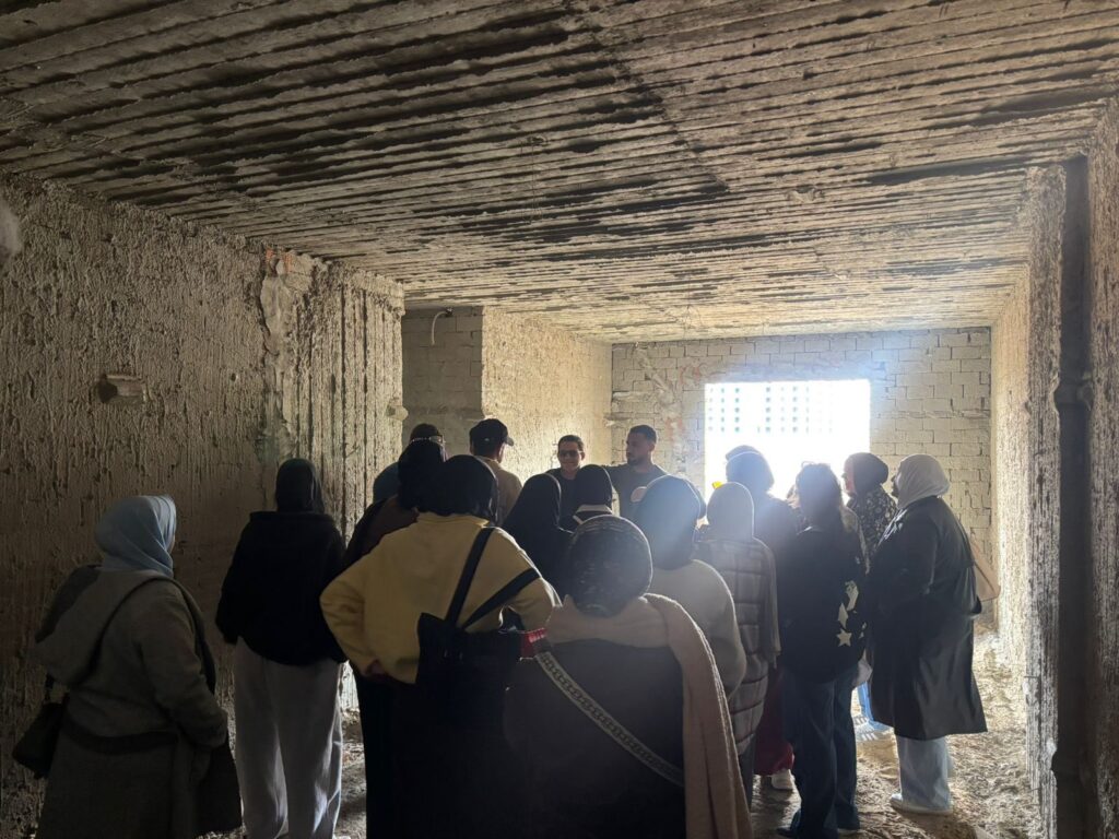 زيارة ميدانية لموقع (Light cityin new capital) الفرقة الثالثة قسم الهندسة المعمارية مادة التصميمات التنفيذية  تحت إشراف: أ.د/ أسامة مسعود م.م/ إسراء عز الدين م/ رحاب عبدالمنعم