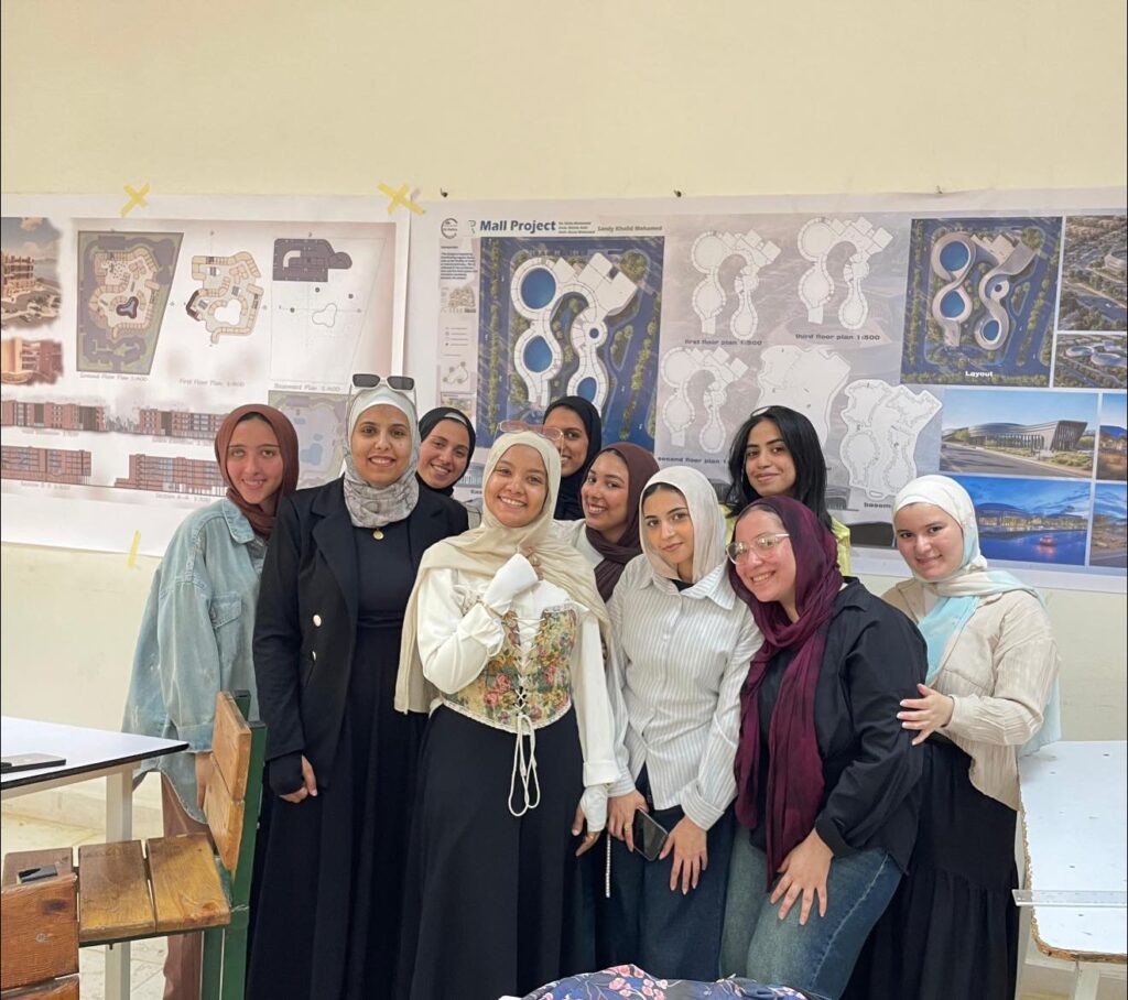 مناقشة مشروعات مادة التصميم المعماري (٤) الفرقة الثانية قسم الهندسة المعمارية تحت إشراف:  د/ ضحى محمد م/ رحاب عبدالمنعم م/ إسراء محمد